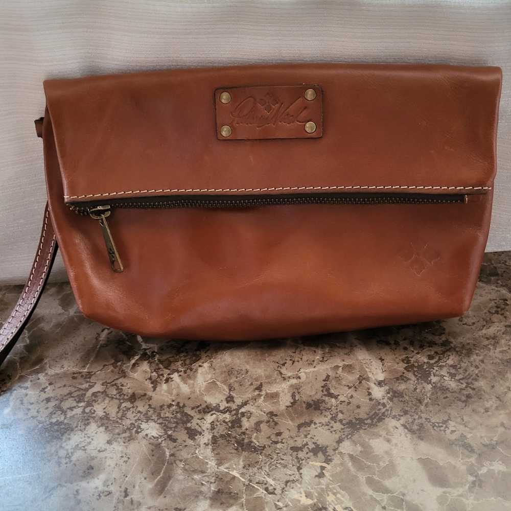 Clutch/ Reserved